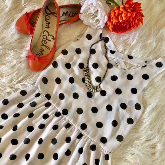 Forever 21 Dresses & Skirts - 🦋 FOREVER 21 Dress SIZE: Small